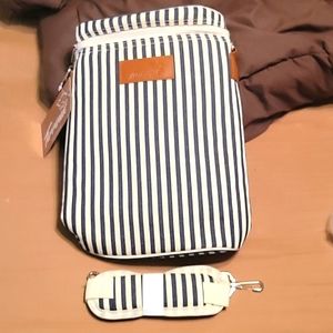 NWT Tirrinia 2 bottle Insulated Bag 🌲🎁